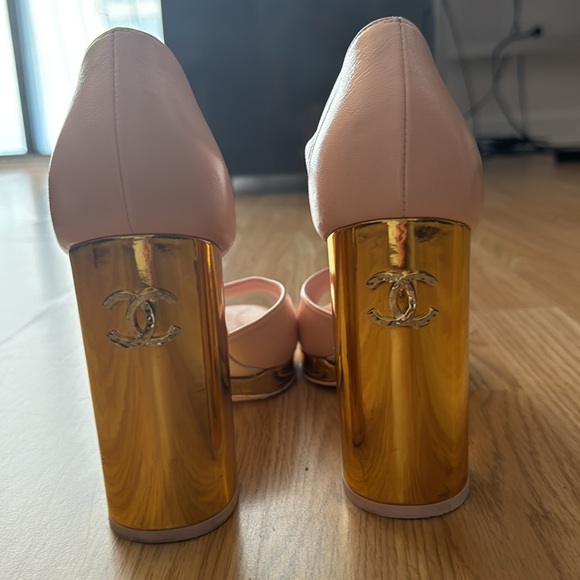 Chanel sandals authentic! - Picture 16 of 16